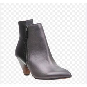 Naked Feet Metallic silver too toned black bootie with heel leather size 8